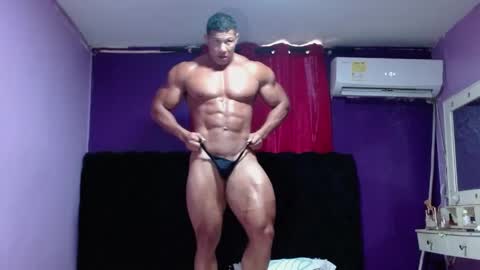 Snapshot of alex_bigcumvez chatting on 31, 5, 2026 perseuz online show from 31, 5, 2026