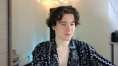 Snapshot of alex_candy_pump chatting on 9, 1, 2025 FAVORITE online show from 9, 1, 2025