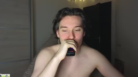 Snapshot of alex_candy_pump chatting on 16, 9, 2025 FAVORITE online show from 16, 9, 2025