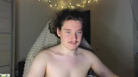 Snapshot of alex_candy_pump chatting on 17, 9, 2025 FAVORITE online show from 17, 9, 2025