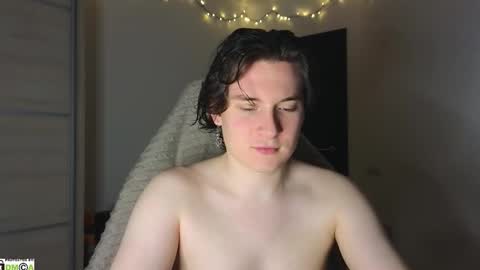 Snapshot of alex_candy_pump chatting on 28, 9, 2025 FAVORITE online show from 28, 9, 2025