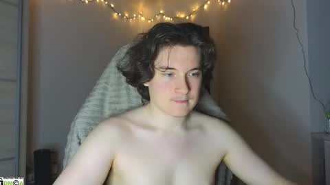 Snapshot of alex_candy_pump chatting on 5, 10, 2025 FAVORITE online show from 5, 10, 2025