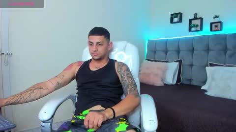 Snapshot of alex_cute77 chatting on 3, 2, 2025 alex online show from 3, 2, 2025