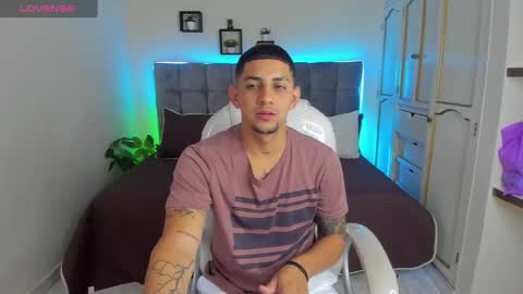 Snapshot of alex_cute77 chatting on 12, 2, 2025 alex online show from 12, 2, 2025