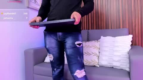 Snapshot of alex_cute77 chatting on 29, 4, 2026 alex online show from 29, 4, 2026