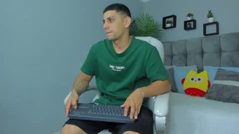 Snapshot of alex_cute77 chatting on 21, 5, 2026 alex online show from 21, 5, 2026