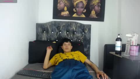 Snapshot of alex_it0 chatting on 19, 5, 2026 alex_it0 online show from 19, 5, 2026
