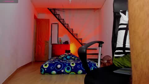 Snapshot of alex_lord_ chatting on 4, 12, 2024 i am Alex online show from 4, 12, 2024