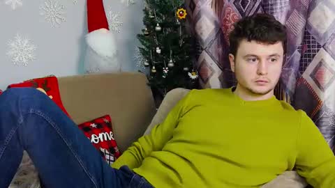 Snapshot of alex_onelove chatting on 20, 12, 2024 Alex online show from 20, 12, 2024