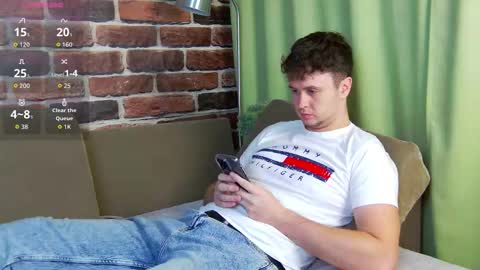 Snapshot of alex_onelove chatting on 29, 9, 2025 Alex online show from 29, 9, 2025