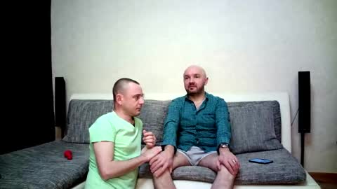 Alex and Tobey online show from 13, 1, 2026