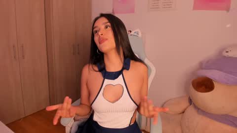 Snapshot of alexa_6908 chatting on 10, 1, 2025 alexa online show from 10, 1, 2025