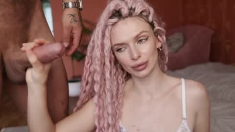 Alexa and Alex  online show from 19, 5, 2026