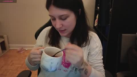 dont be afraid to click social media link its  working  just click on that  online show from 15, 1, 2025