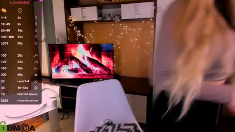 Snapshot of alexa_glory chatting on 8, 12, 2024 Alexa online show from 8, 12, 2024