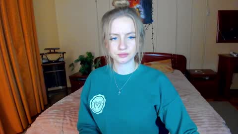 Snapshot of alexa_glory chatting on 2, 2, 2025 Alexa online show from 2, 2, 2025