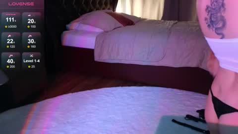 Snapshot of alexa_novak chatting on 21, 9, 2025 Alexa online show from 21, 9, 2025