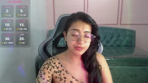 Alexandra online show from 8, 10, 2025