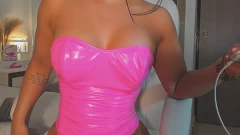 Snapshot of alexa_tobar chatting on 21, 2, 2025 alexa_tobar online show from 21, 2, 2025