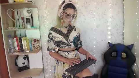 alexaavandercloude online show from 26, 3, 2026