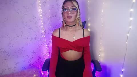 alexaavandercloude online show from 1, 4, 2026