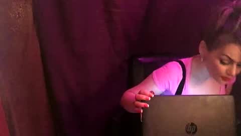 Snapshot of alexablessed2 chatting on 5, 2, 2025 Alexablessed online show from 5, 2, 2025