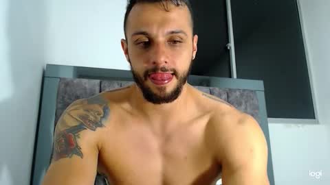 Snapshot of alexander_2015 chatting on 8, 10, 2025 alexander_2015 online show from 8, 10, 2025