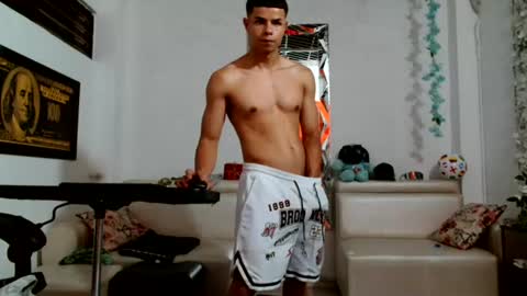 Snapshot of alexander_cr chatting on 23, 7, 2026 Alexander online show from 23, 7, 2026