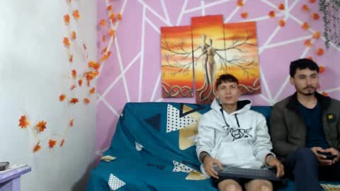 chicos hot online show from 11, 10, 2025