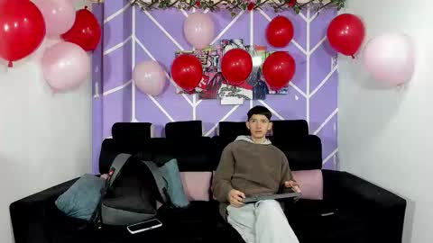 chicos hot online show from 15, 2, 2026