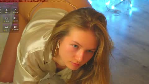 Snapshot of alexandra_demore chatting on 30, 1, 2025 Alexandra Demore online show from 30, 1, 2025