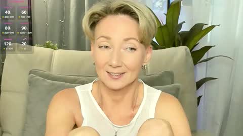 Snapshot of alexandrafix chatting on 3, 10, 2025 Alexandra online show from 3, 10, 2025