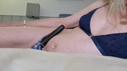 Snapshot of alexassts chatting on 20, 1, 2025 alexass online show from 20, 1, 2025