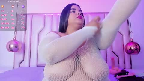 alexataylorr_ online show from 4, 11, 2025