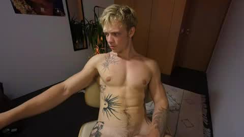 Snapshot of alexbarczukxxx chatting on 18, 6, 2026 Alex Barczuk online show from 18, 6, 2026