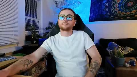 alexfoxxe online show from 8, 1, 2025