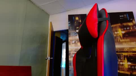Snapshot of alexgiraldo__ chatting on 3, 6, 2026 alexgiraldo__ online show from 3, 6, 2026