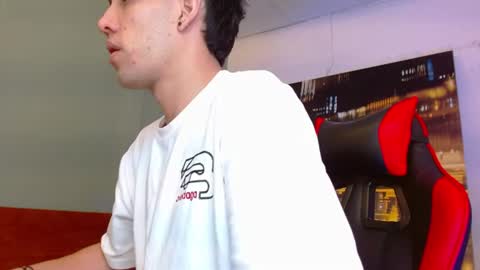 Snapshot of alexgiraldo__ chatting on 16, 6, 2026 alexgiraldo__ online show from 16, 6, 2026