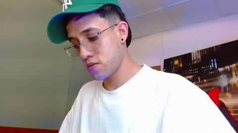 Snapshot of alexgiraldo__ chatting on 20, 6, 2026 alexgiraldo__ online show from 20, 6, 2026