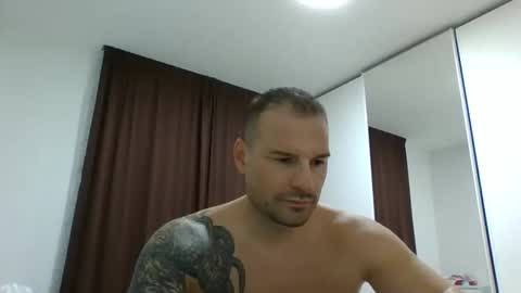 Snapshot of alexgrandi2024 chatting on 25, 1, 2025 rey ale84 online show from 25, 1, 2025