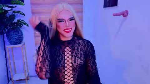 Snapshot of alexgrayanx chatting on 18, 11, 2025 alexgrayanx online show from 18, 11, 2025