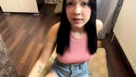 Emila online show from 17, 5, 2026