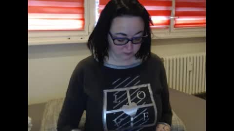 Snapshot of alexie33 chatting on 26, 4, 2026 alexie33 online show from 26, 4, 2026