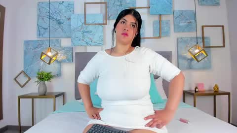 Snapshot of alexiia_summer chatting on 7, 5, 2026 ALEXIA online show from 7, 5, 2026