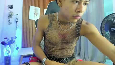 alexis_23cm online show from 29, 4, 2026