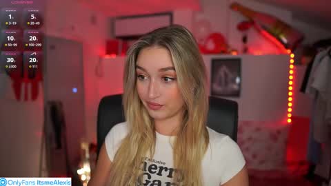 Alexis Texas online show from 10, 9, 2025