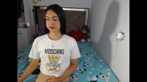 -- ALEXIS -- online show from 17, 5, 2026