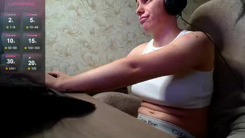 Snapshot of alexis_gordon chatting on 8, 6, 2026 Alexis online show from 8, 6, 2026