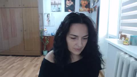 Snapshot of alexismillers chatting on 16, 9, 2025 AlexisMillers online show from 16, 9, 2025