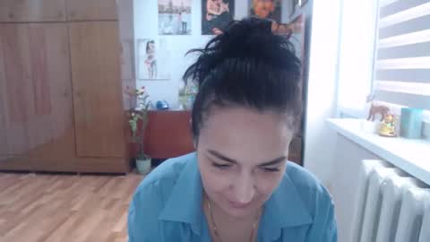 Snapshot of alexismillers chatting on 28, 9, 2025 AlexisMillers online show from 28, 9, 2025